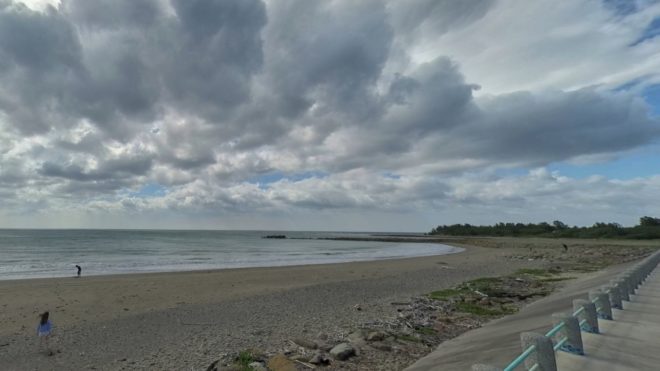 Checheng Beach - Impressive Promenade, Sunsets and Plenty of Place to Park