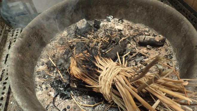Kenting Traditional Culture: Fenggang Charcoal and Chinese Chastetree Broom