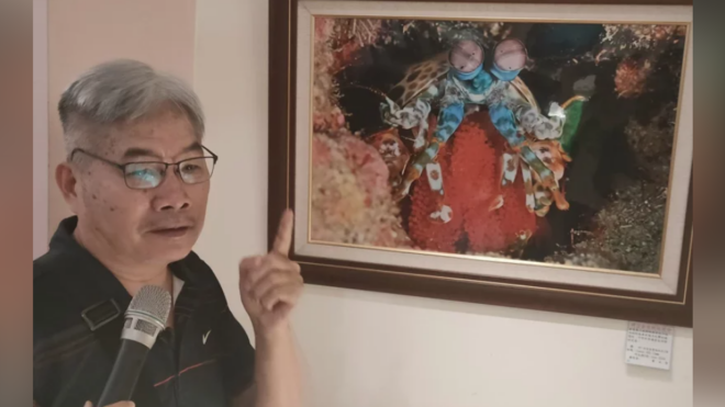Switching from a spear gun to a camera - the story of Tsai Yongchun in Kenting