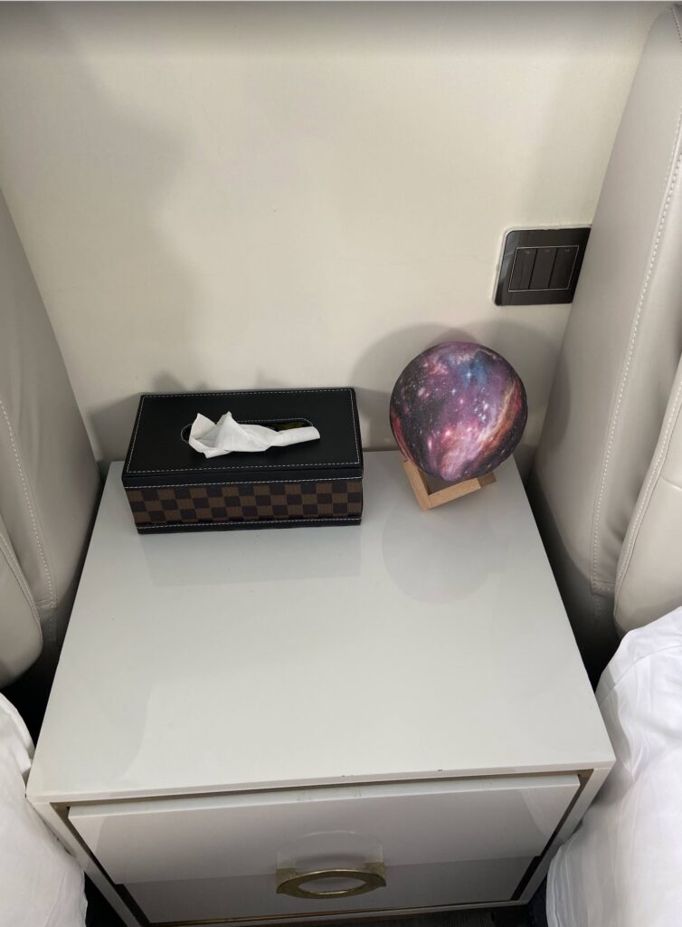 night stand in Windy Coast B&B ( 微風海岸民宿 )