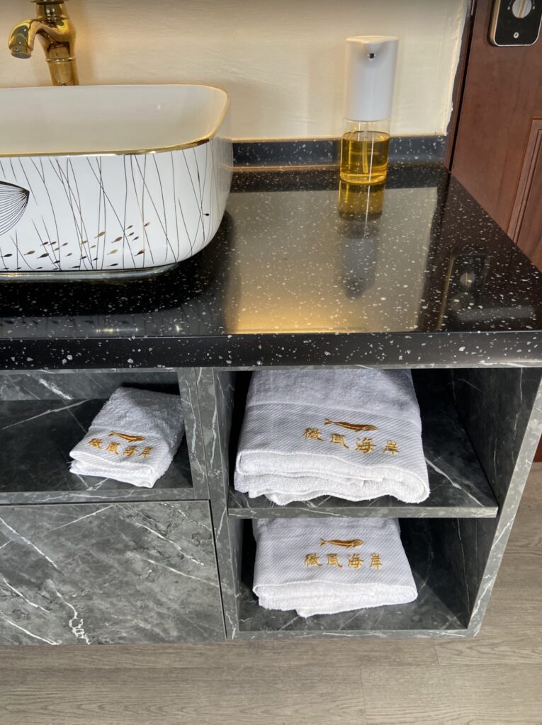 sink in windy b&B