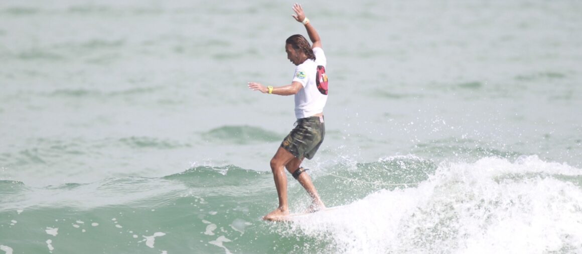 Jialeshuei International Surfing Festival Kicks Off