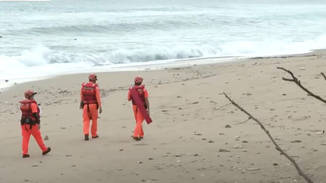 Typhoon Haikui: Tourists Flee as Businesses Suffer a 1/3 Drop in Business