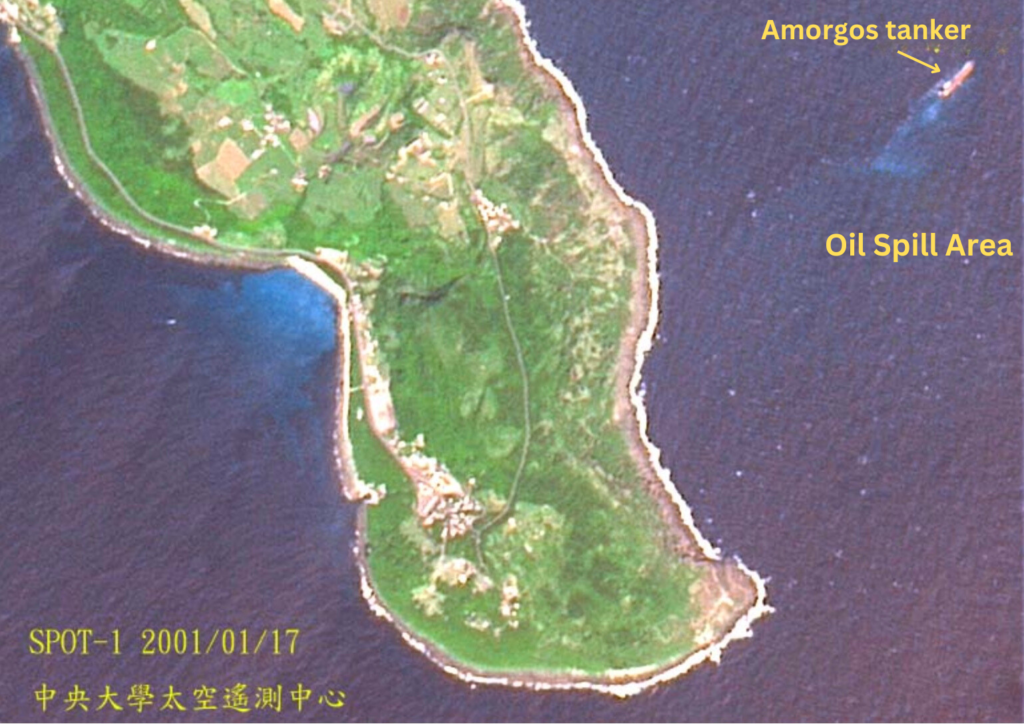 location of amorgos tanker crash place and oil spill on map