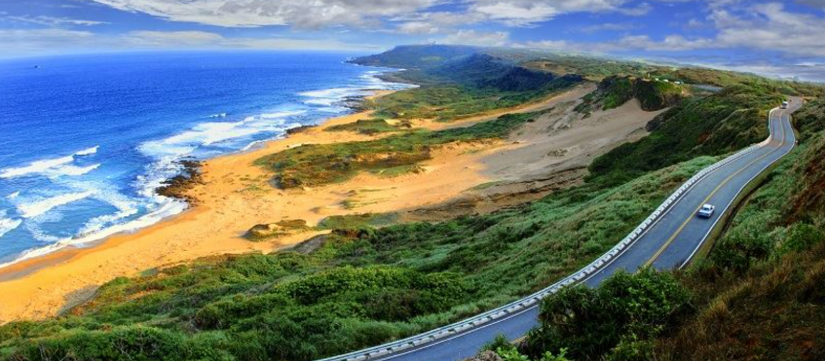 Unveiling Fengchuisha: The Dynamic Sandscape Between Eluanbi and Jialeshui