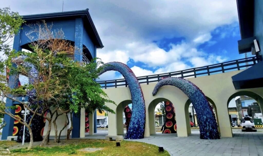 haikou port art installation