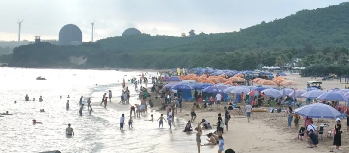 "Kenting's Muted Mid-Autumn: When Anticipated Tourist Boom Turns into an Unexpected Lull