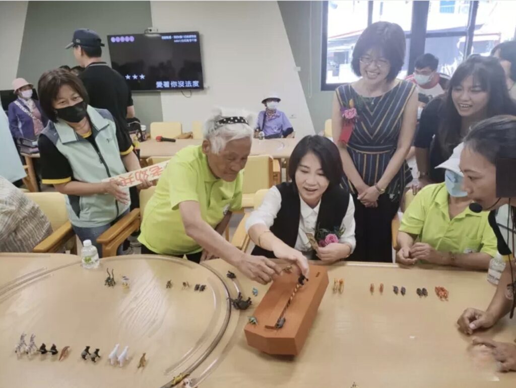 Chou chunmi in daycare center in kenting