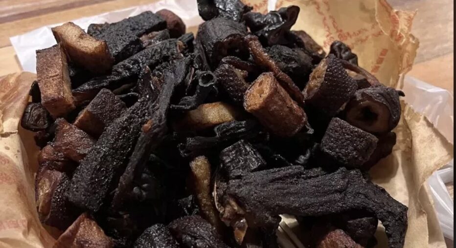Kenting Street Food Saga Episode 5: Kenting's Guide to Financial Ruin One Duck Head at a Time
